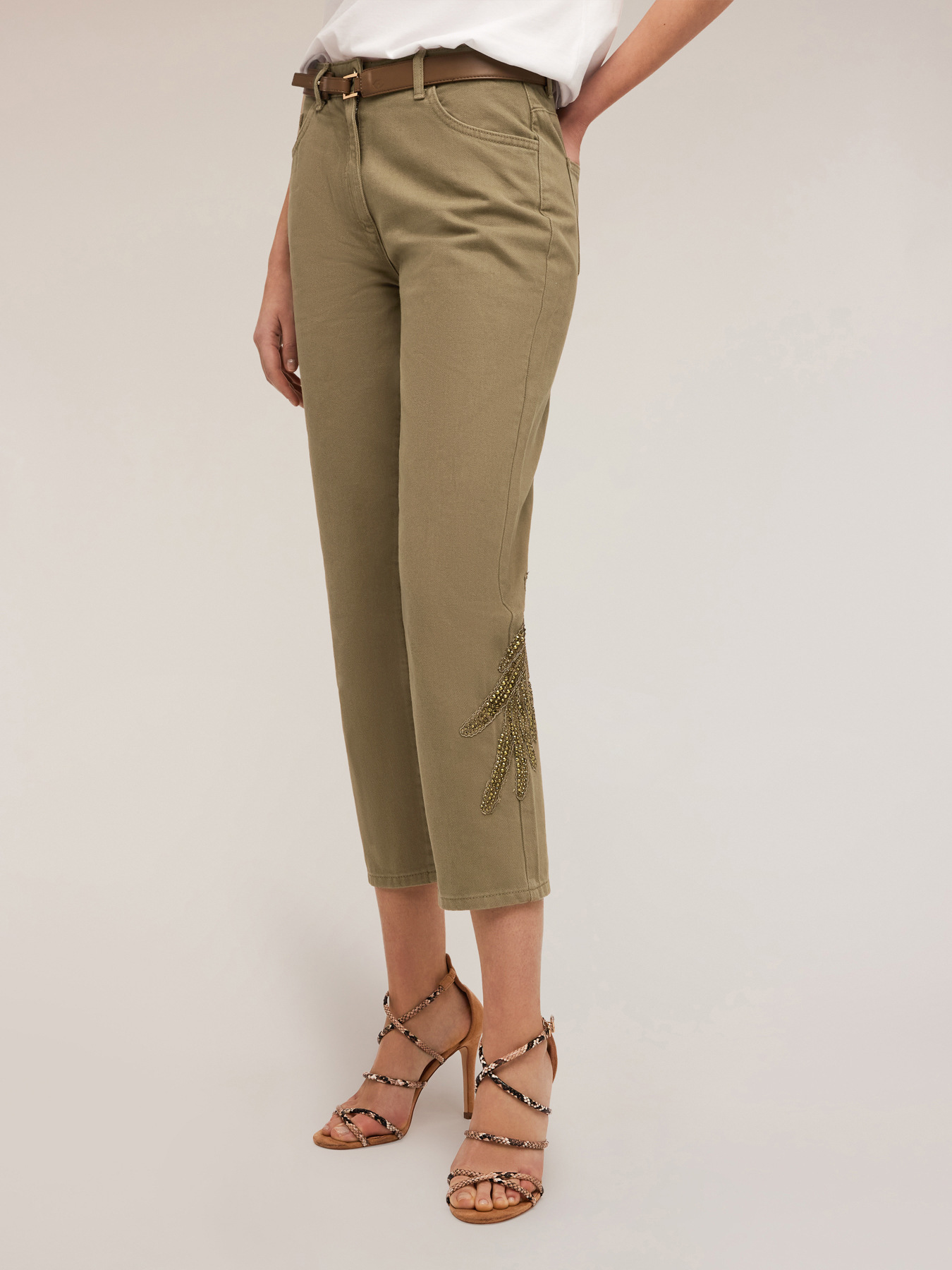 Chino trousers with embroidered patch image number 2