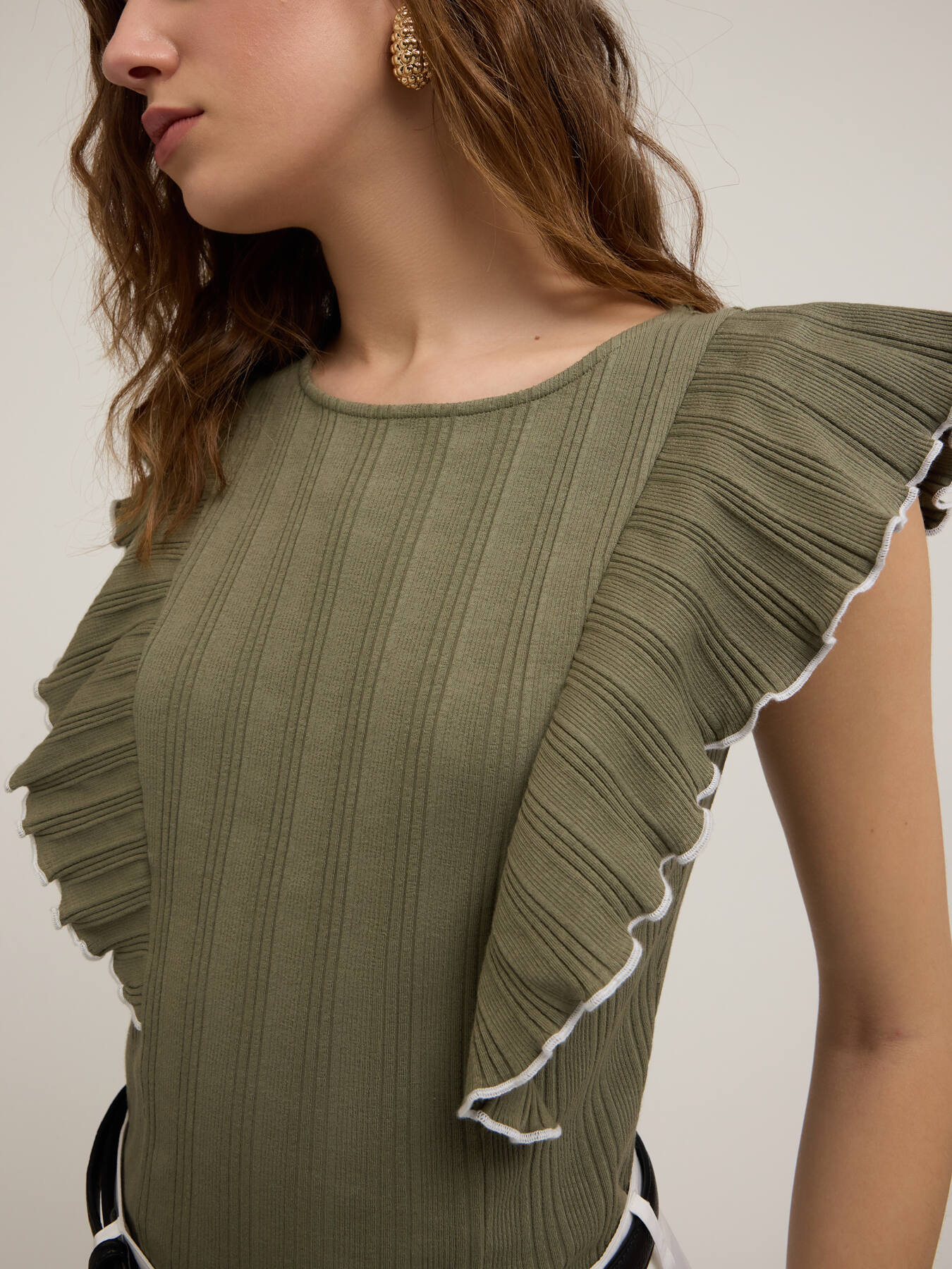 Ribbed sweater with ruching image number 3