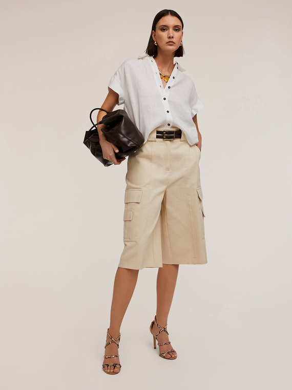 Short-sleeved linen shirt