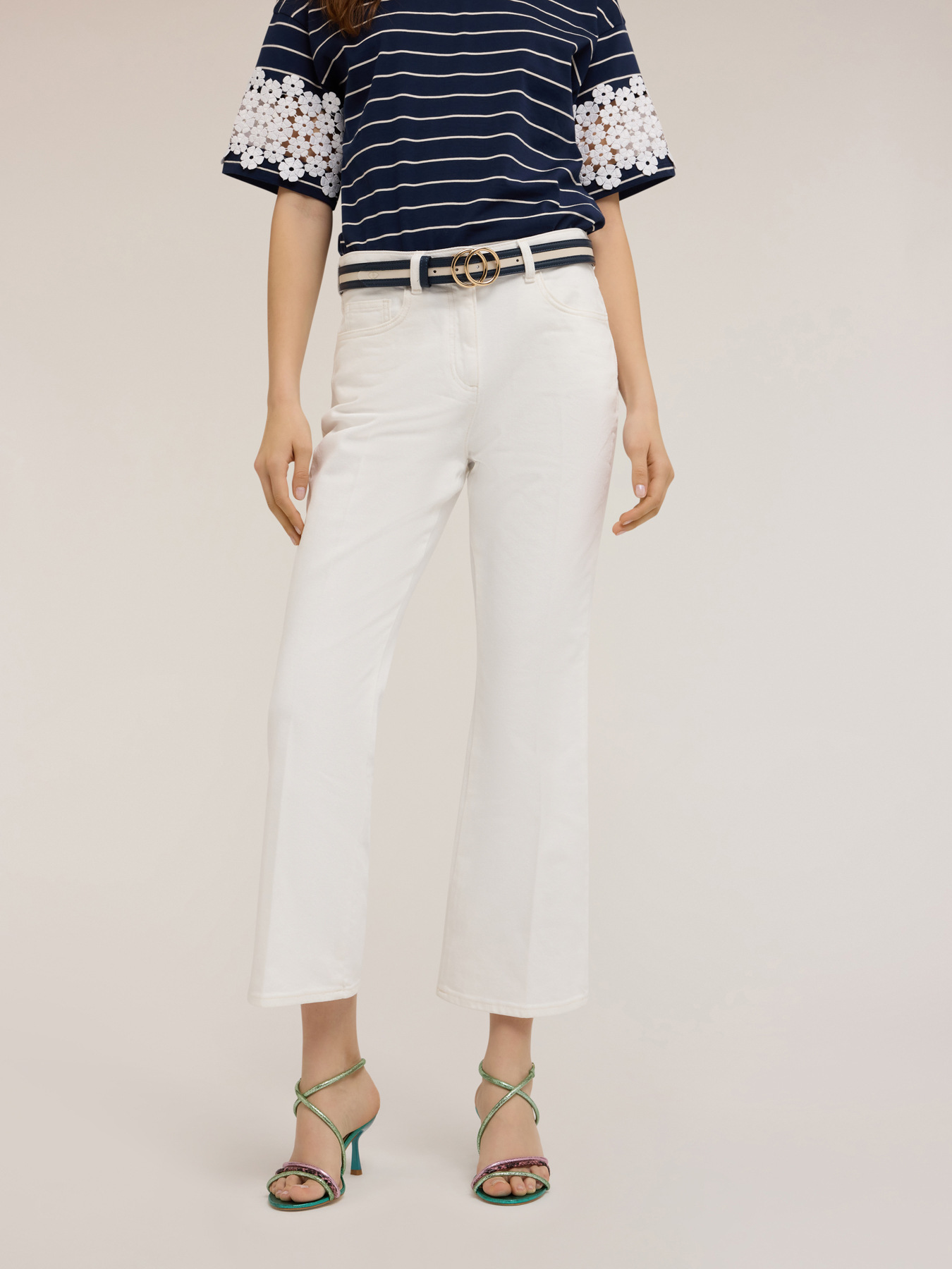 Kick-Flare-Hose aus Stretch-Baumwolldrillich image number 1