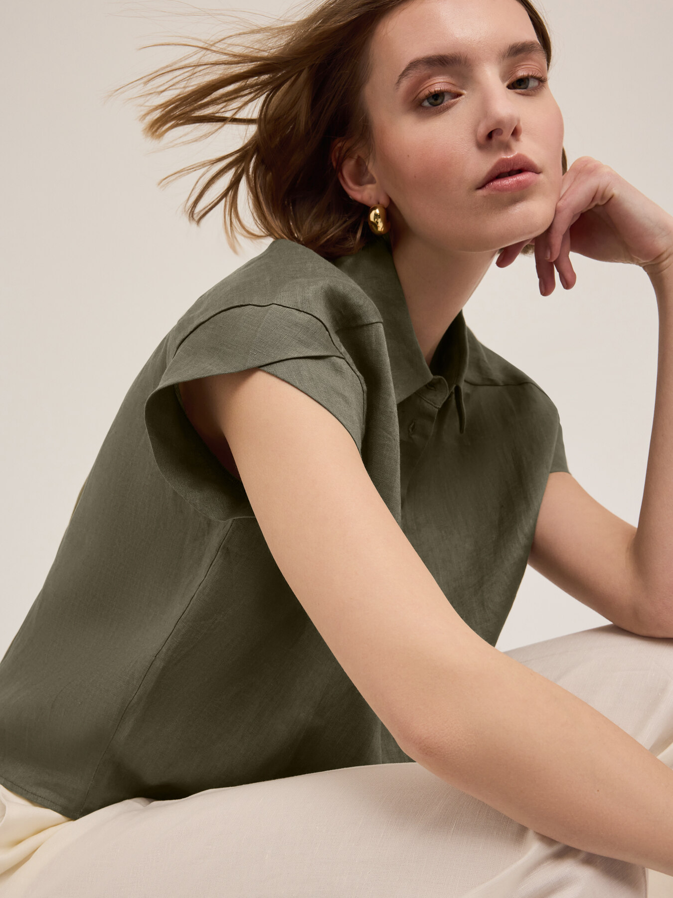 Camicia maniche corte in lino image number 0