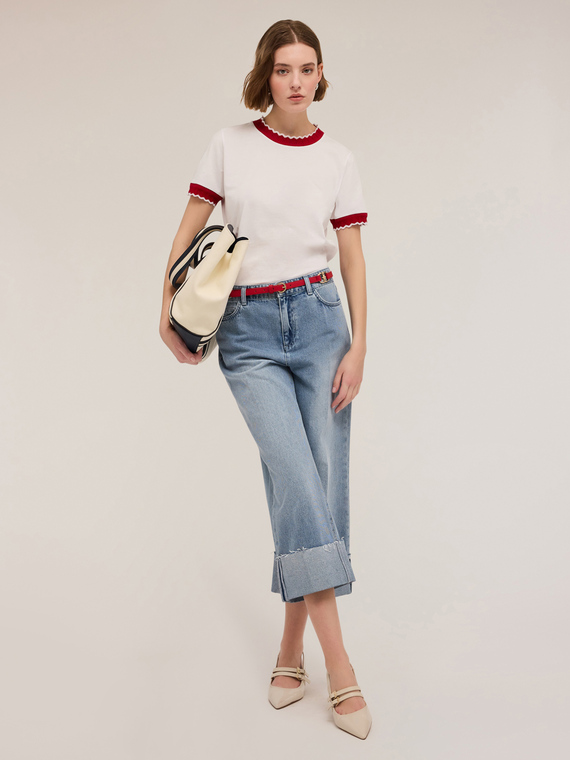 T-shirt con bordi in maglia