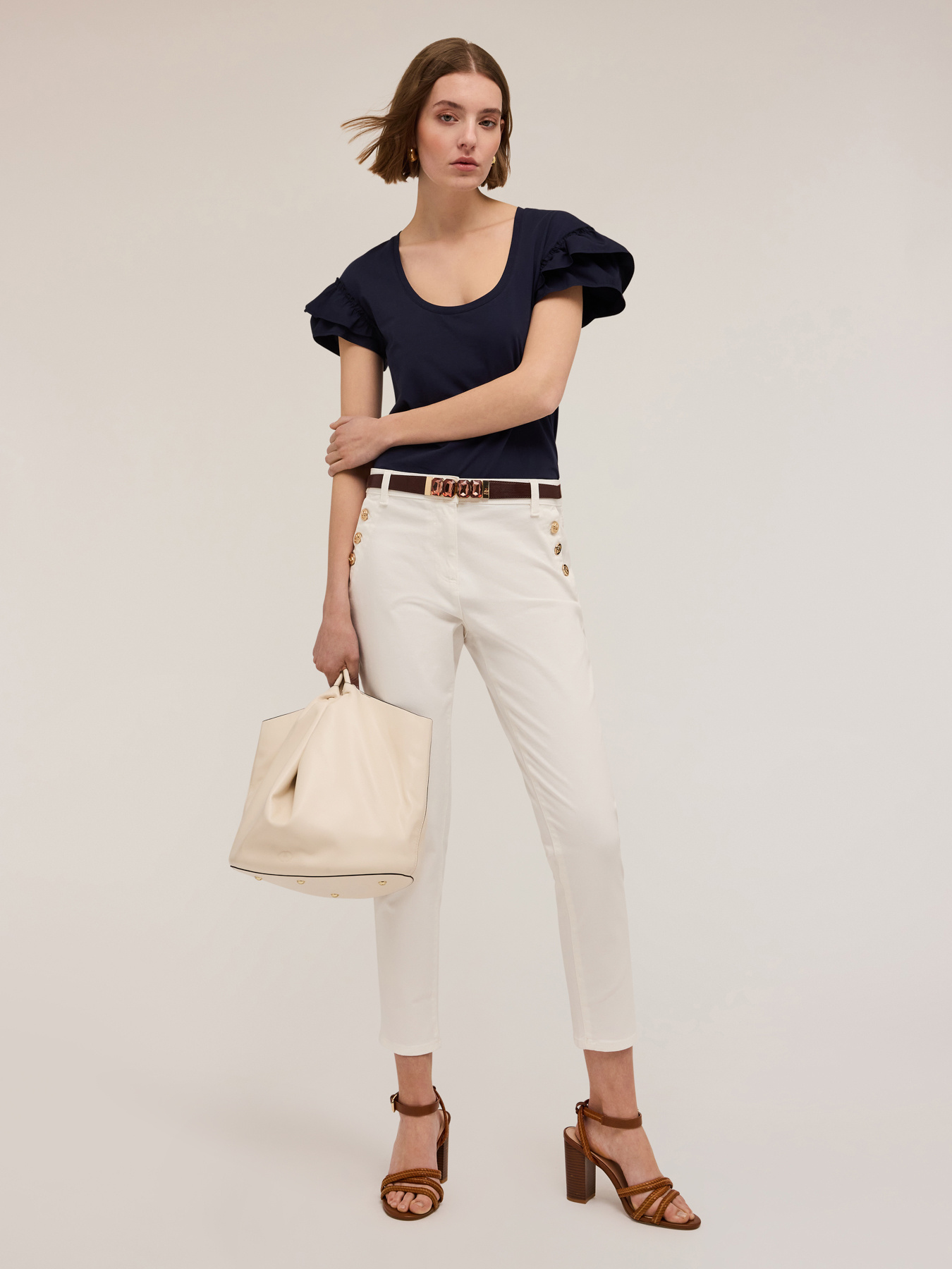 Pantaloni regular con bottoni metallici image number 0