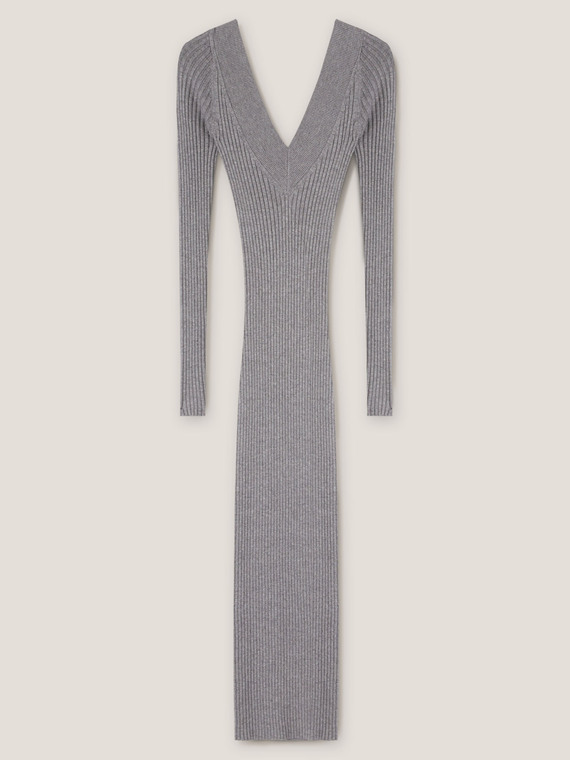 Langes Rippenstrickkleid