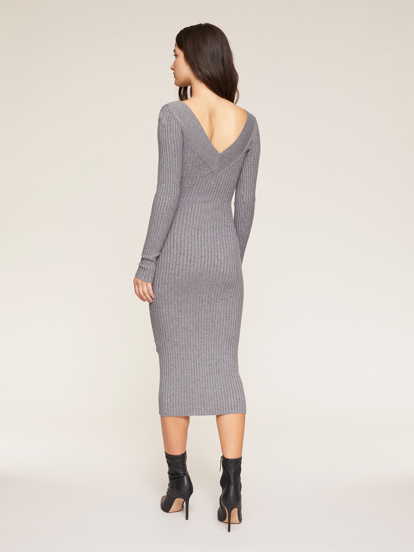 Langes Rippenstrickkleid image number 1