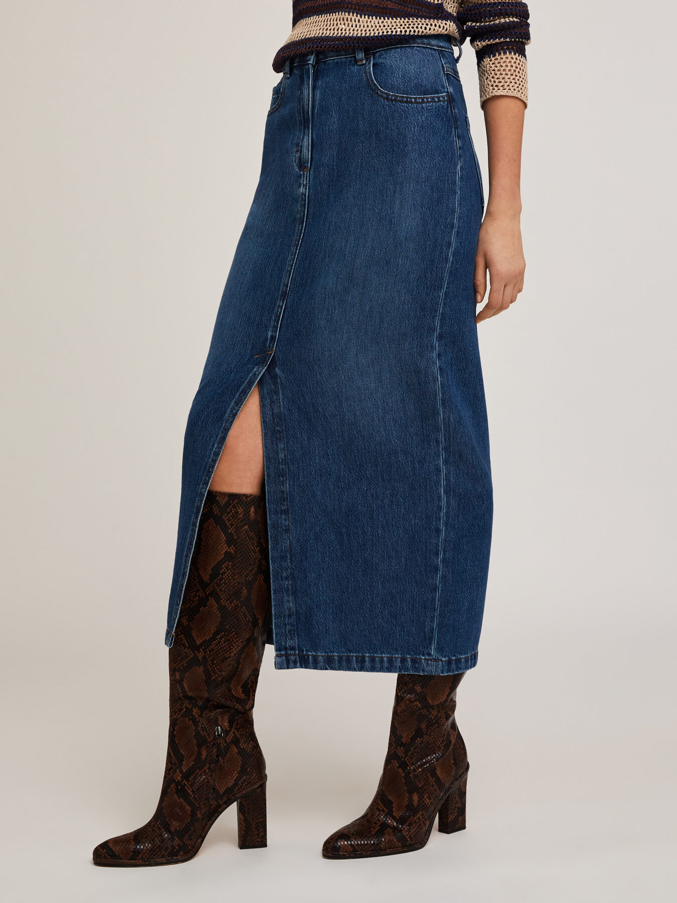 Denim midiskirt image number 2