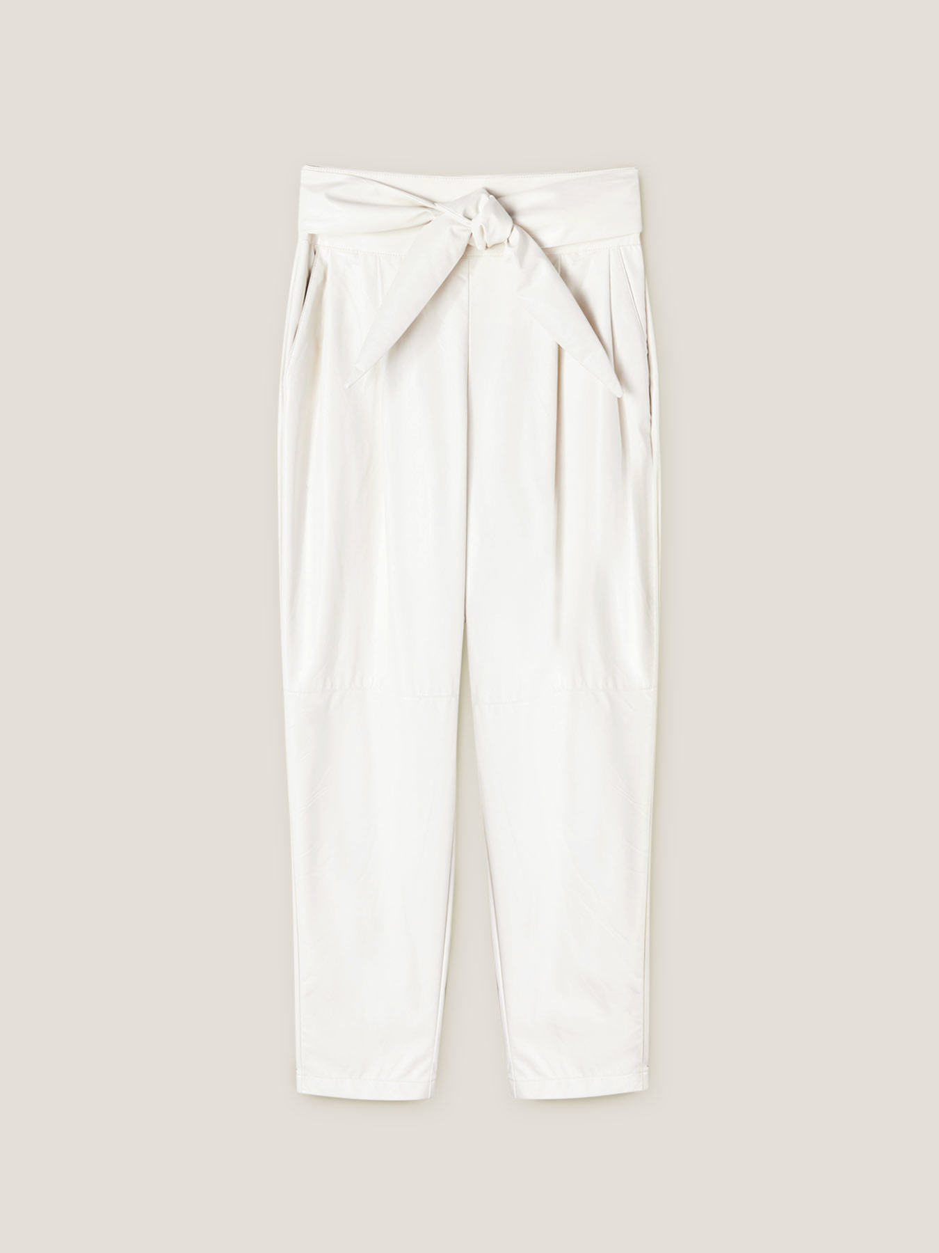 Karottenhose aus Lederimitat image number 3