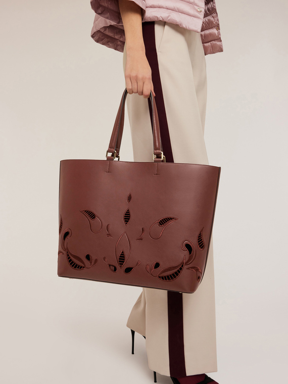 Shopping bag ricamata con manici