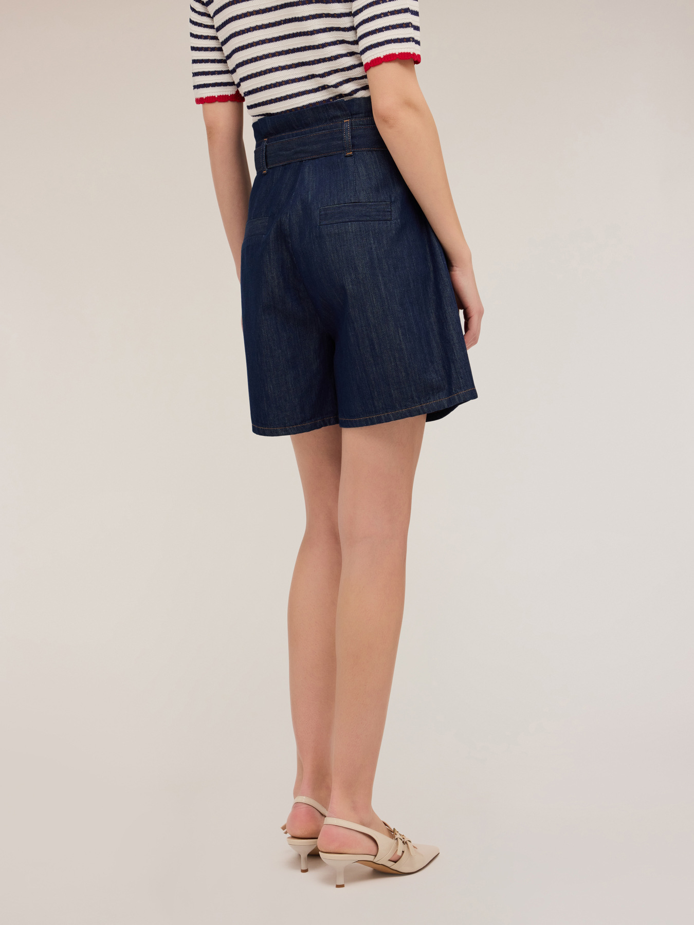 High-waist denim shorts image number 1