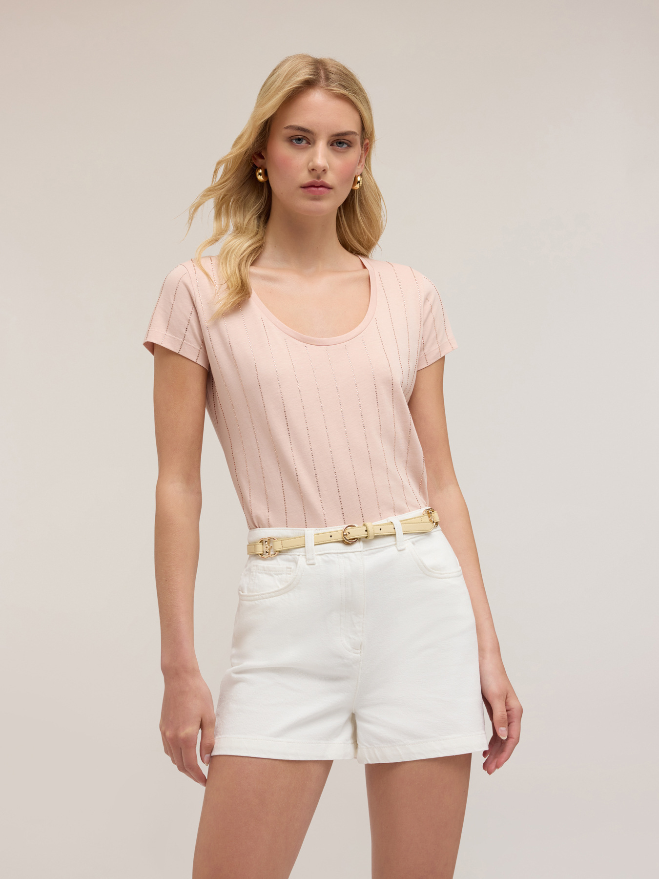 Camiseta de algod&oacute;n con rayas de pedrer&iacute;a image number 2