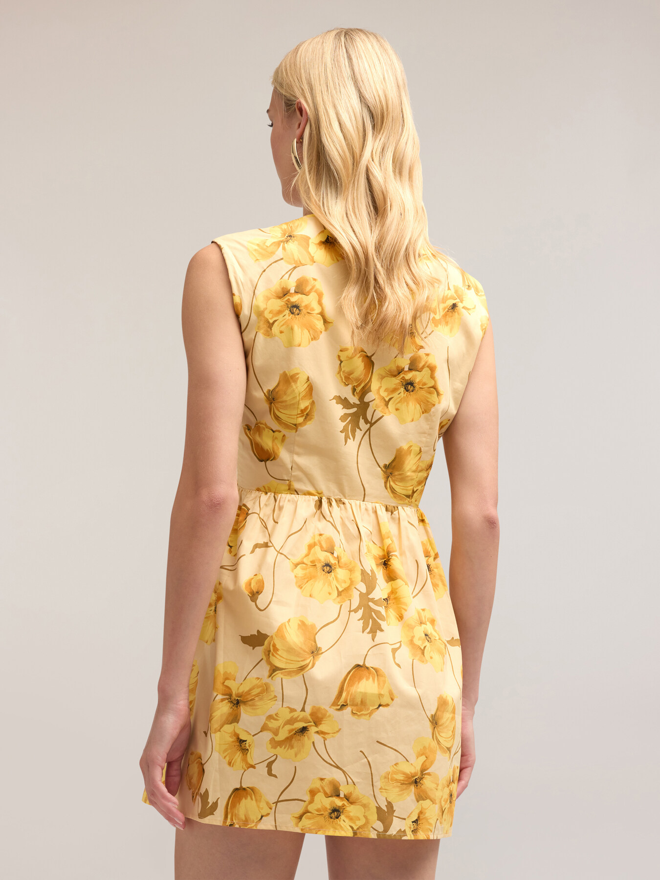 Mini dress in floral pattern poplin image number 1