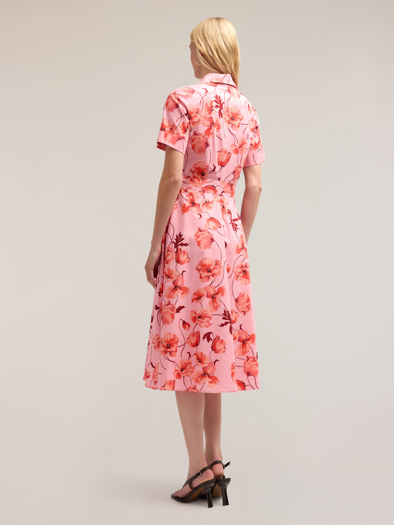 Blumengemustertes Hemdblusenkleid image number 1