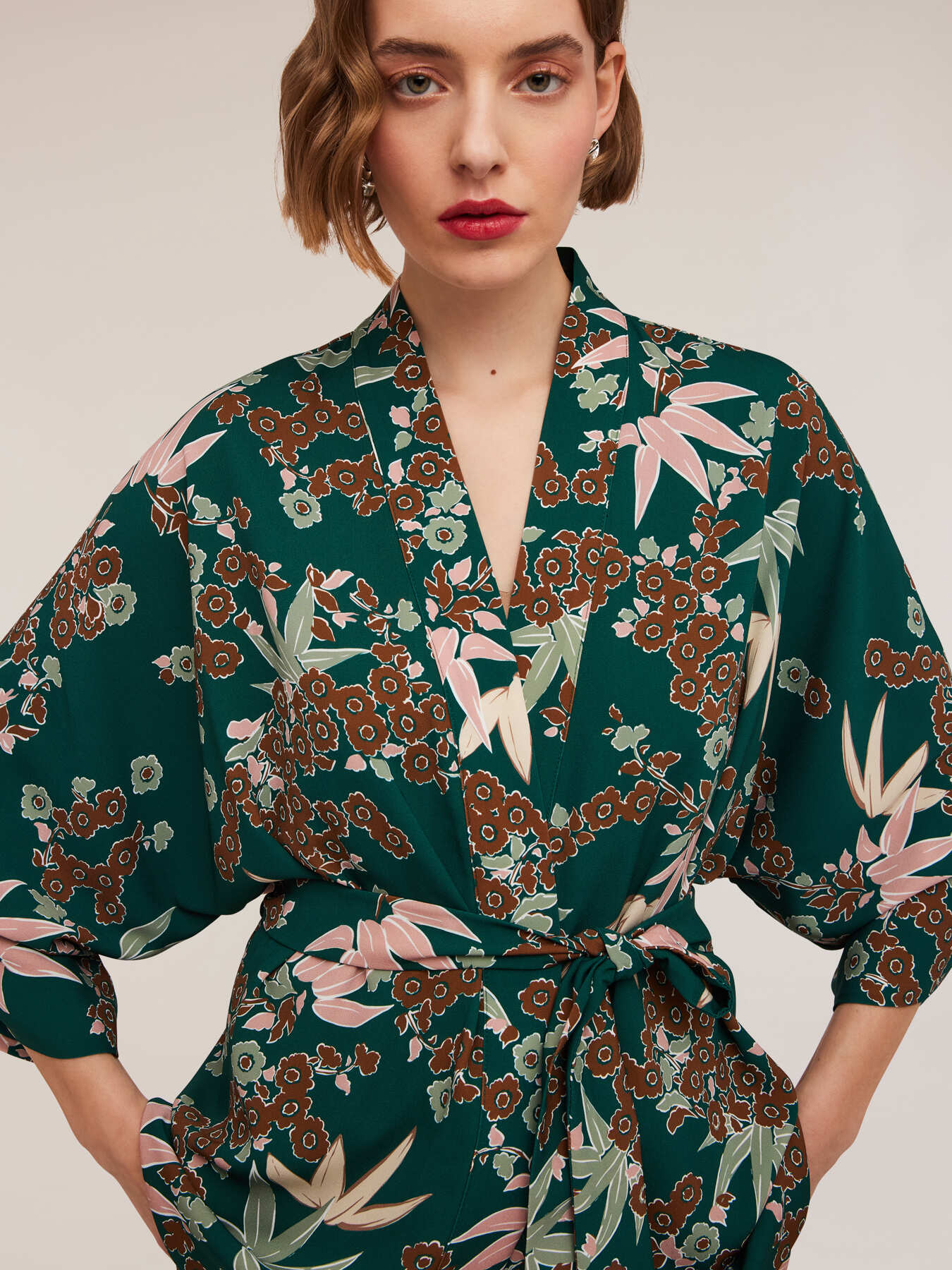 Kimono con estampado dec&ograve; image number 4