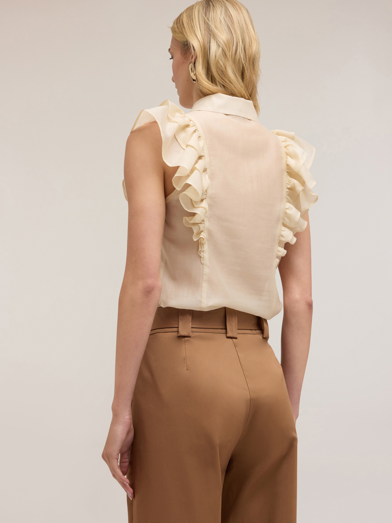 Camisa sin mangas con rouches image number 1