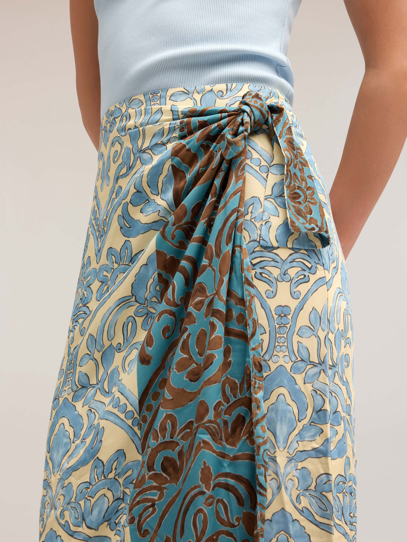 Ethnic print pareo skirt image number 2