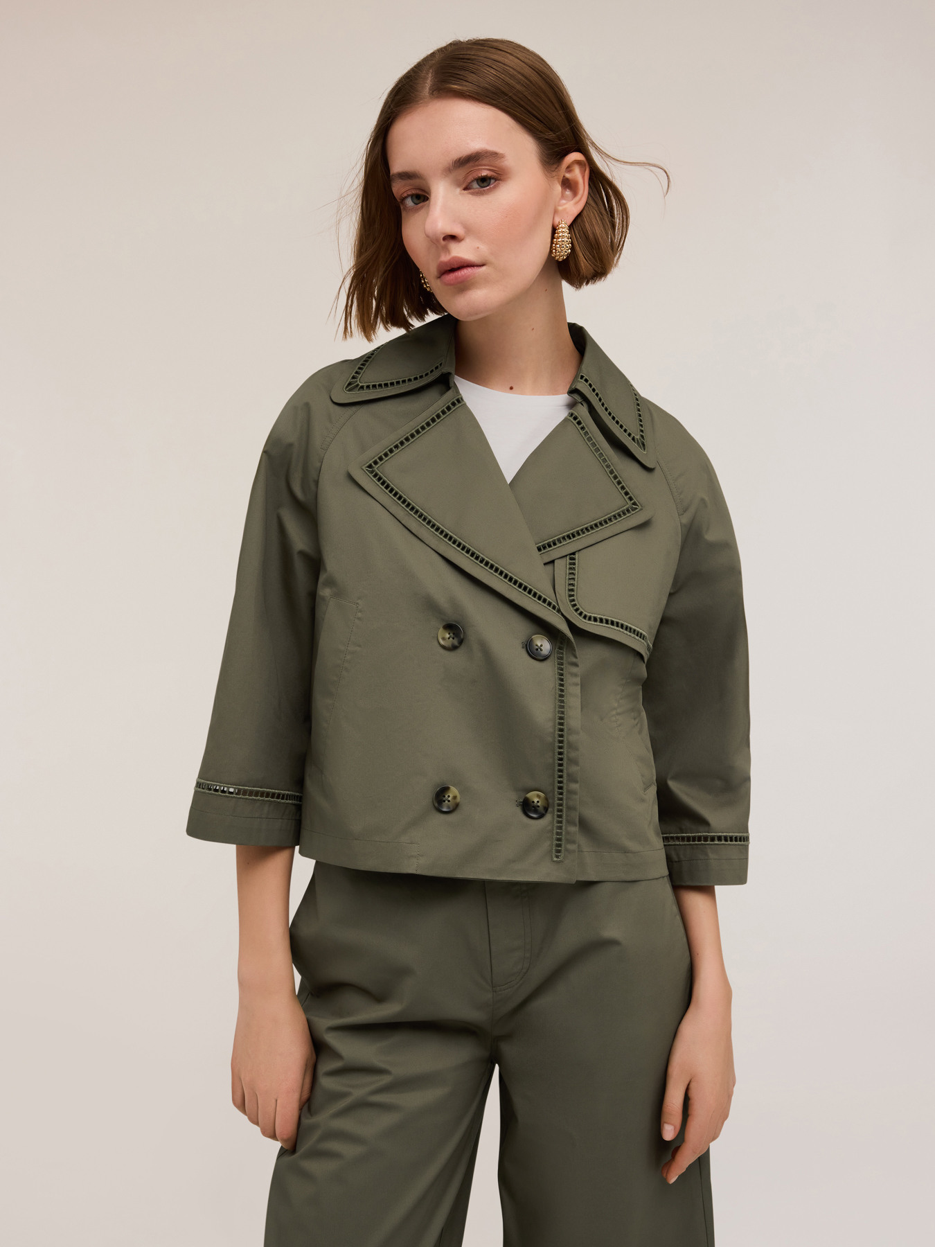 Short trench coat with openwork detail image number 3