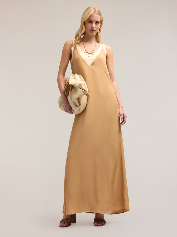 Robe longue double en viscose