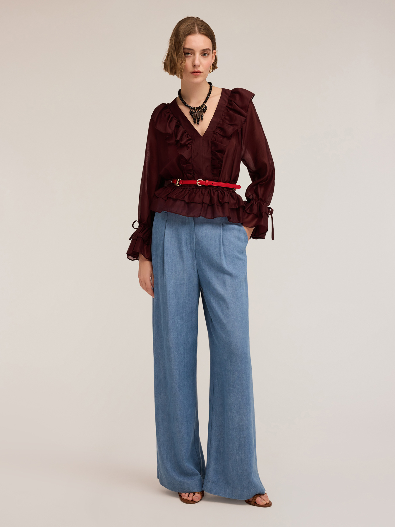 Blouse en voile &agrave; volants image number 3