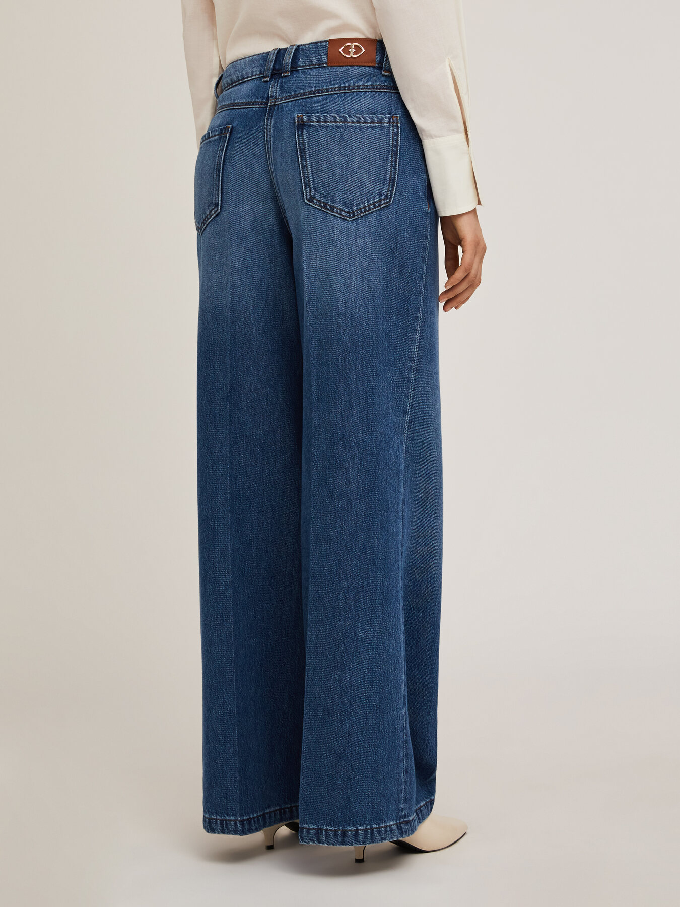 Wide Slouchy-Jeans aus Lyocell-Mischung image number 1