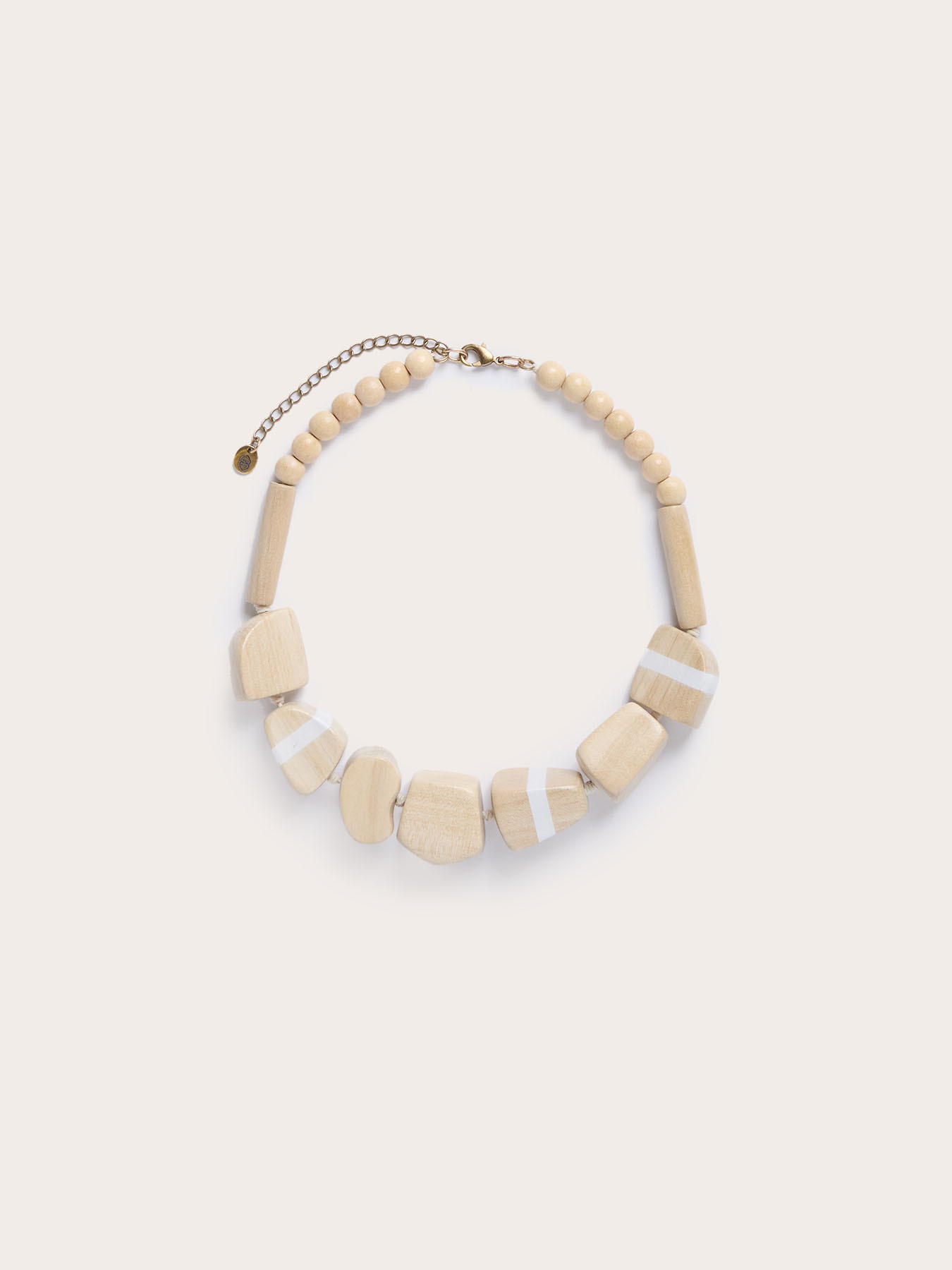 Collana girocollo con perline in legno image number 1