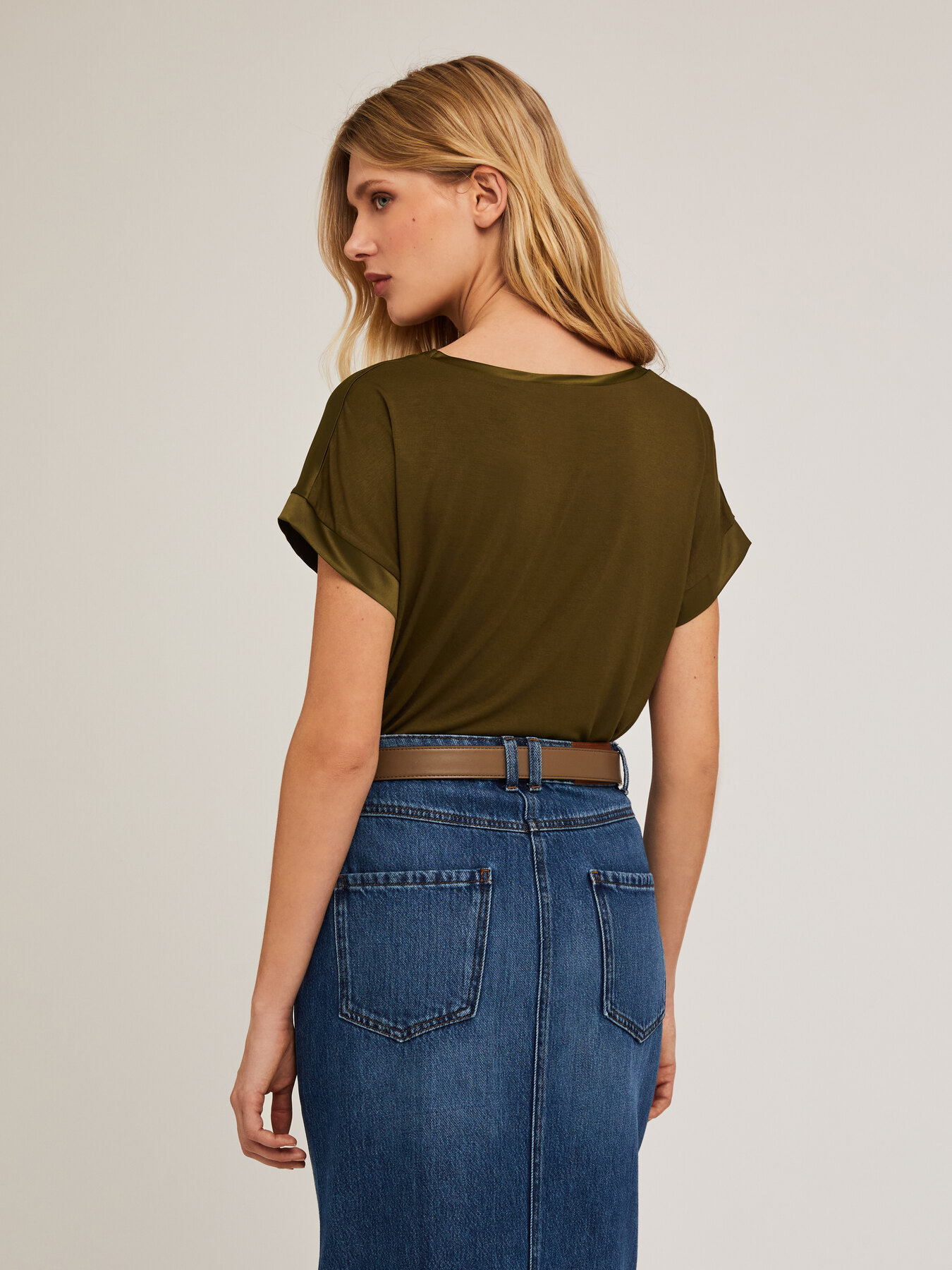 Two-material T-shirt image number 1