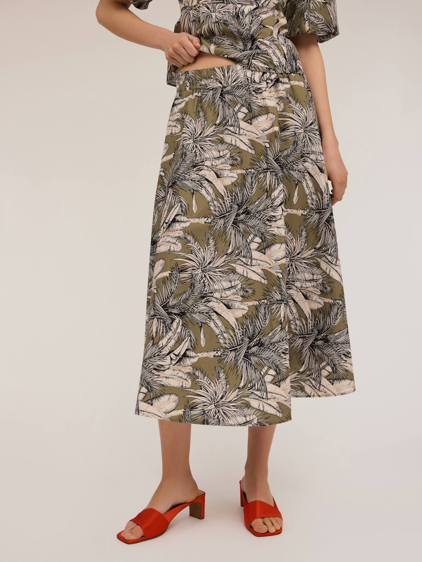 Falda circular fantas&iacute;a jungla image number 2
