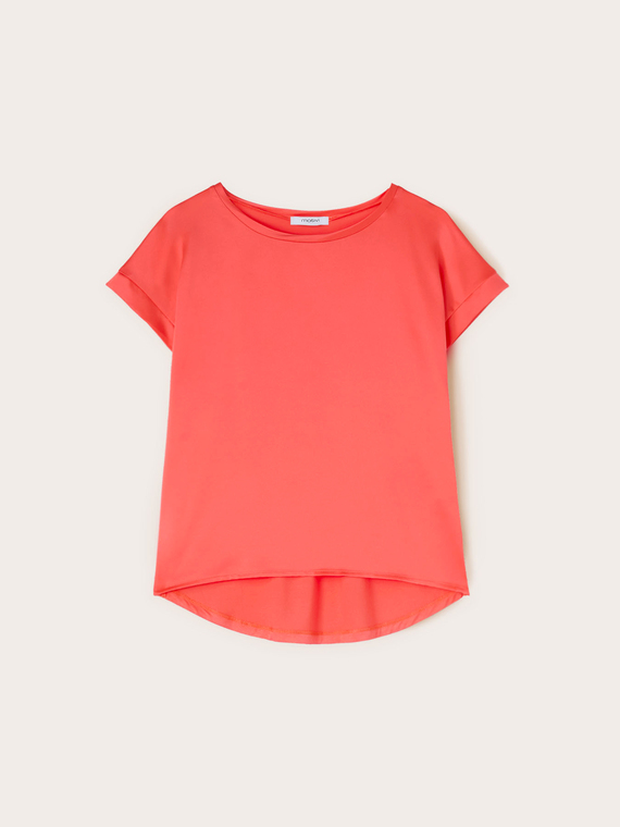 Two-material T-shirt