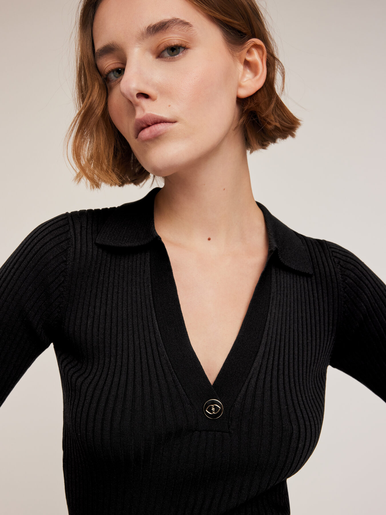 Ribbed knit dress with collar image number 3