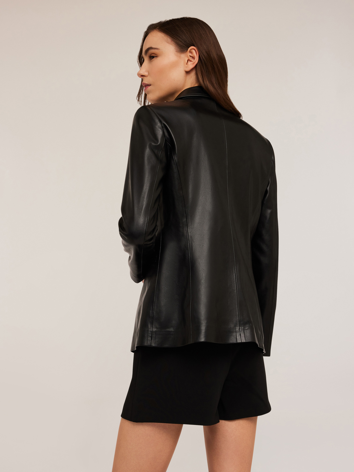 Blazer &agrave; simple boutonnage en tissu enduit image number 1