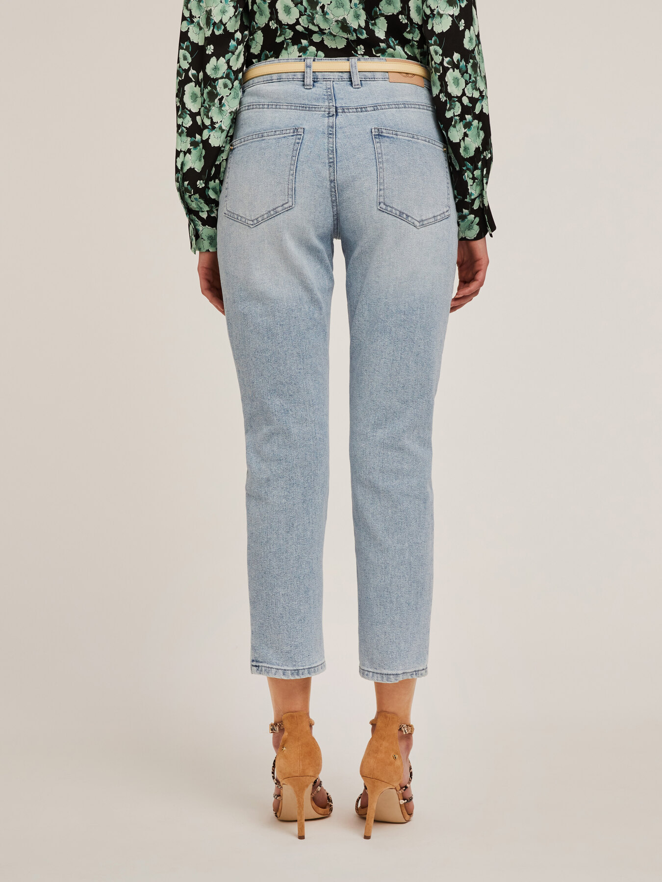 Jeans mum fit Elsa image number 1