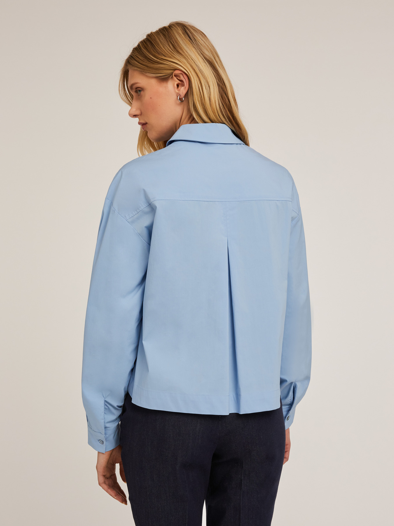 Camicia over image number 1