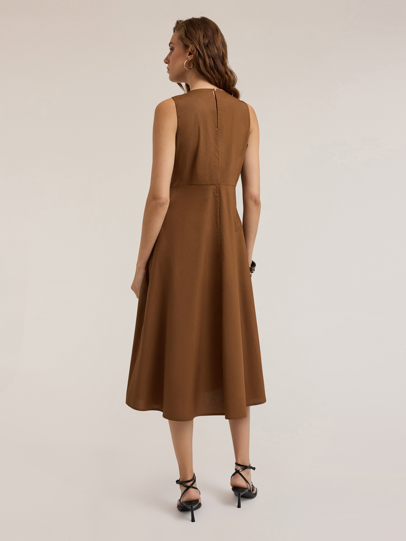 Pleated dress in poplin image number 1