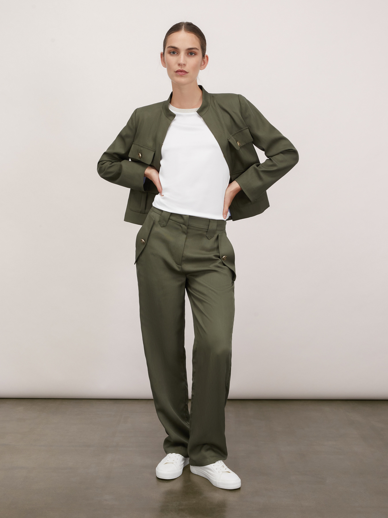 Basic dual fabric T-shirt image number 3