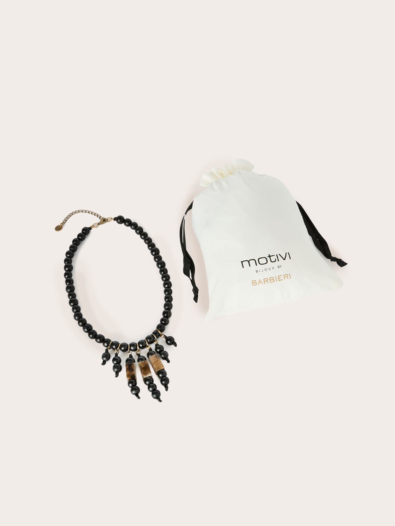 Collana girocollo con perline in legno e pendenti image number 3