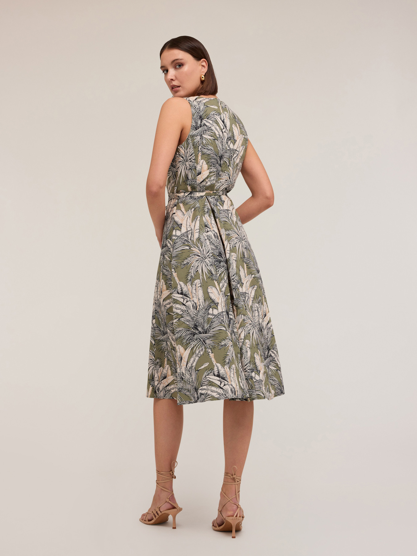 Vestido flare con fantas&iacute;a jungle image number 1