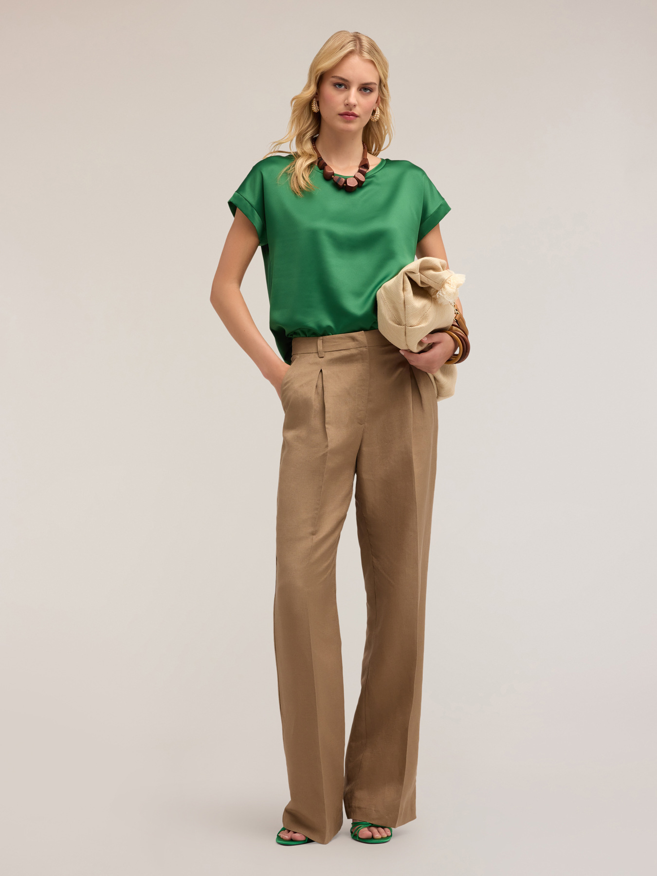 Two-material T-shirt image number 2