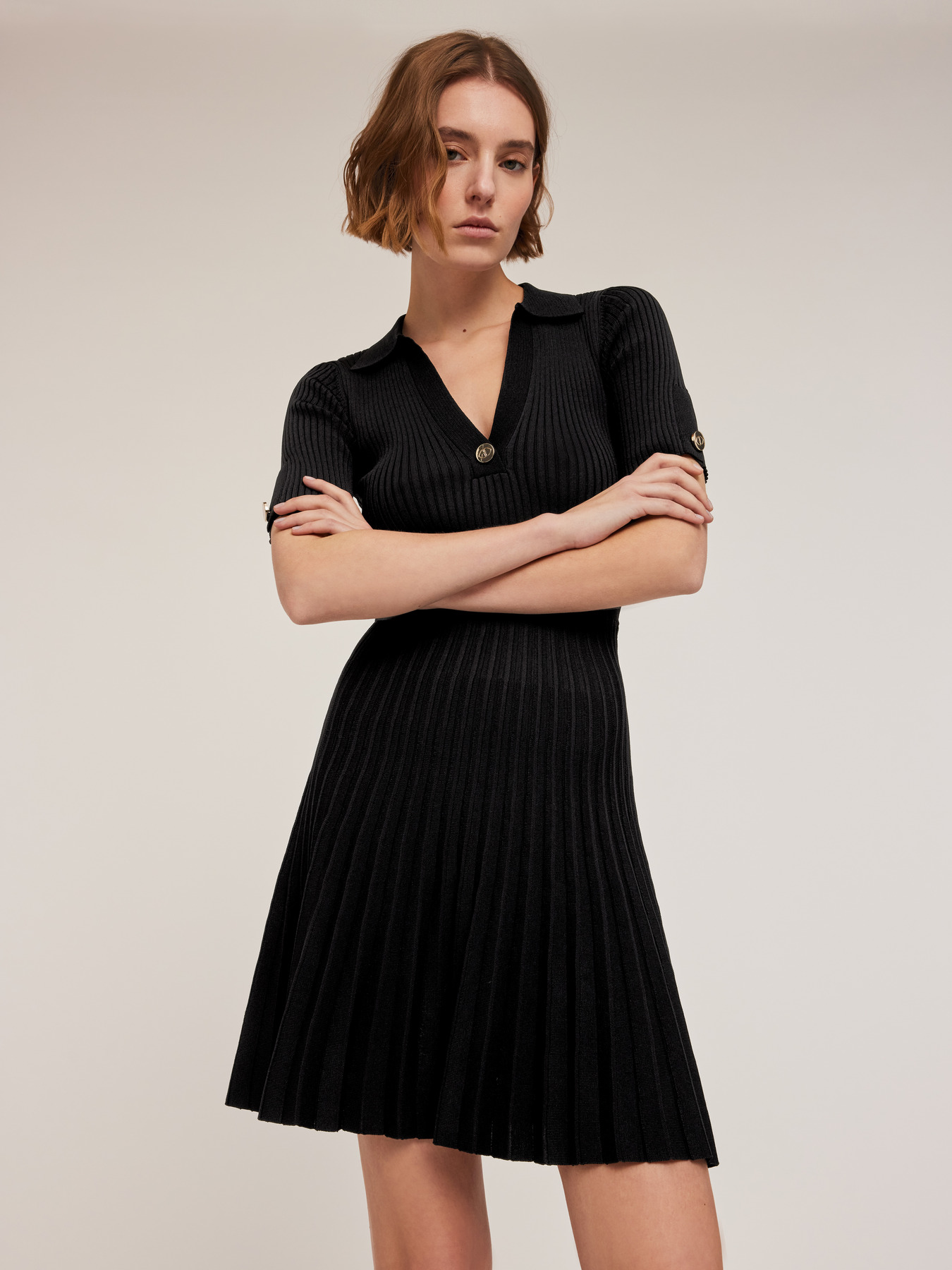 Ribbed knit dress with collar image number 2