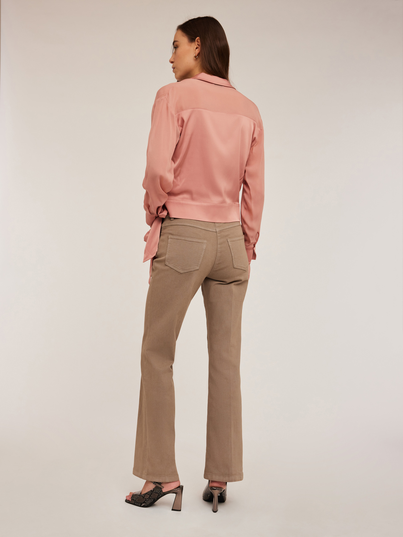 Pantaloni bootleg in drill image number 1