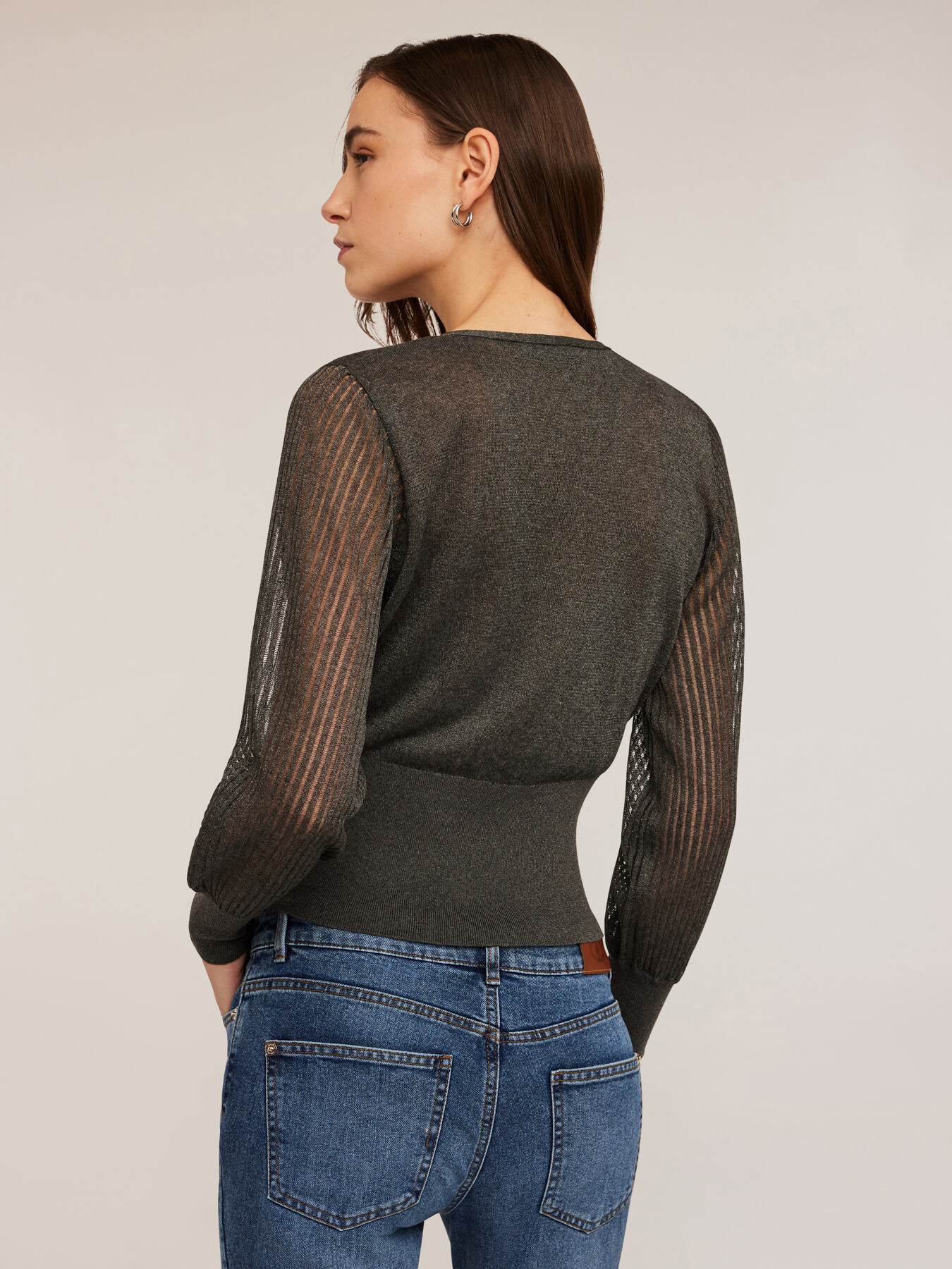 Jersey mit &uuml;berkreuzten und perforierten &Auml;rmeln image number 1