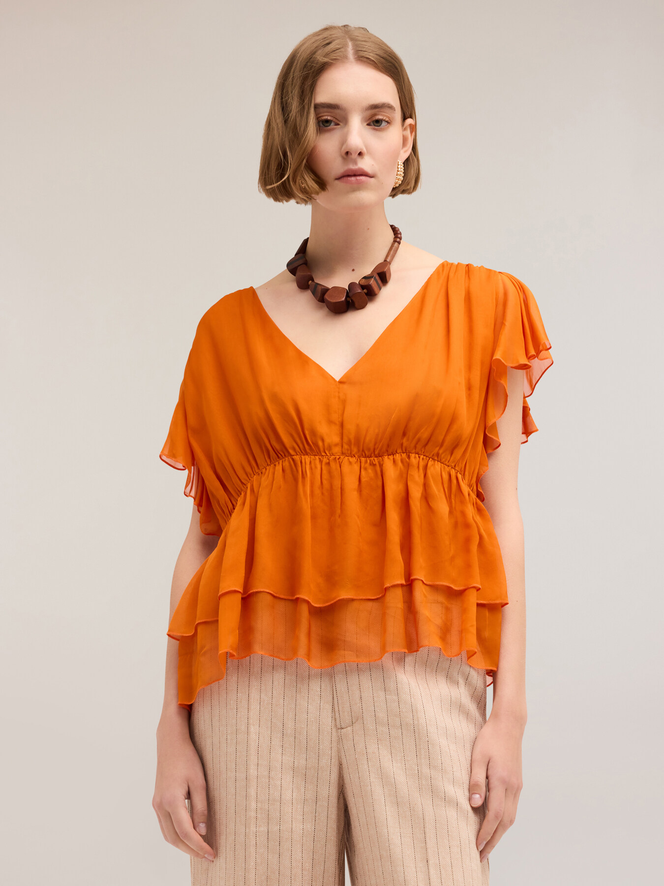 Blouse with gathers and ruching image number 2