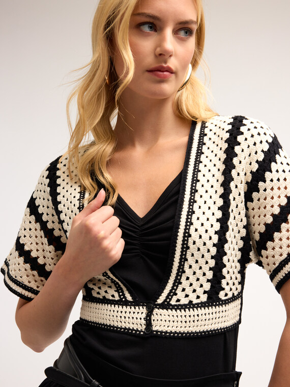 Coprispalle corto in maglia crochet