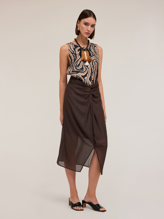 Top fluido stampato con spacco posteriore