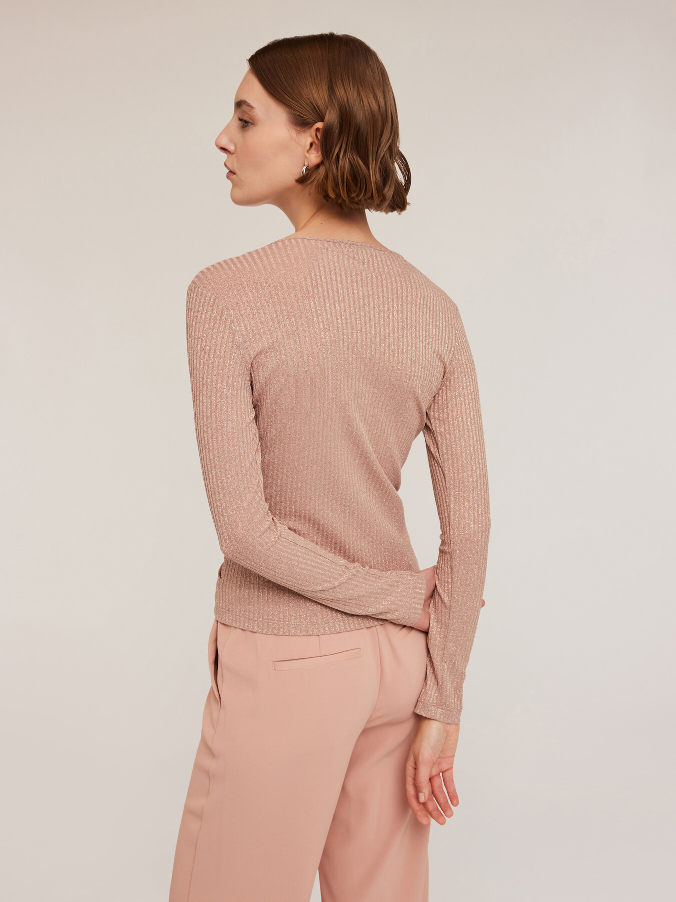 Pull cache-c&oelig;ur &agrave; c&ocirc;tes lurex image number 1