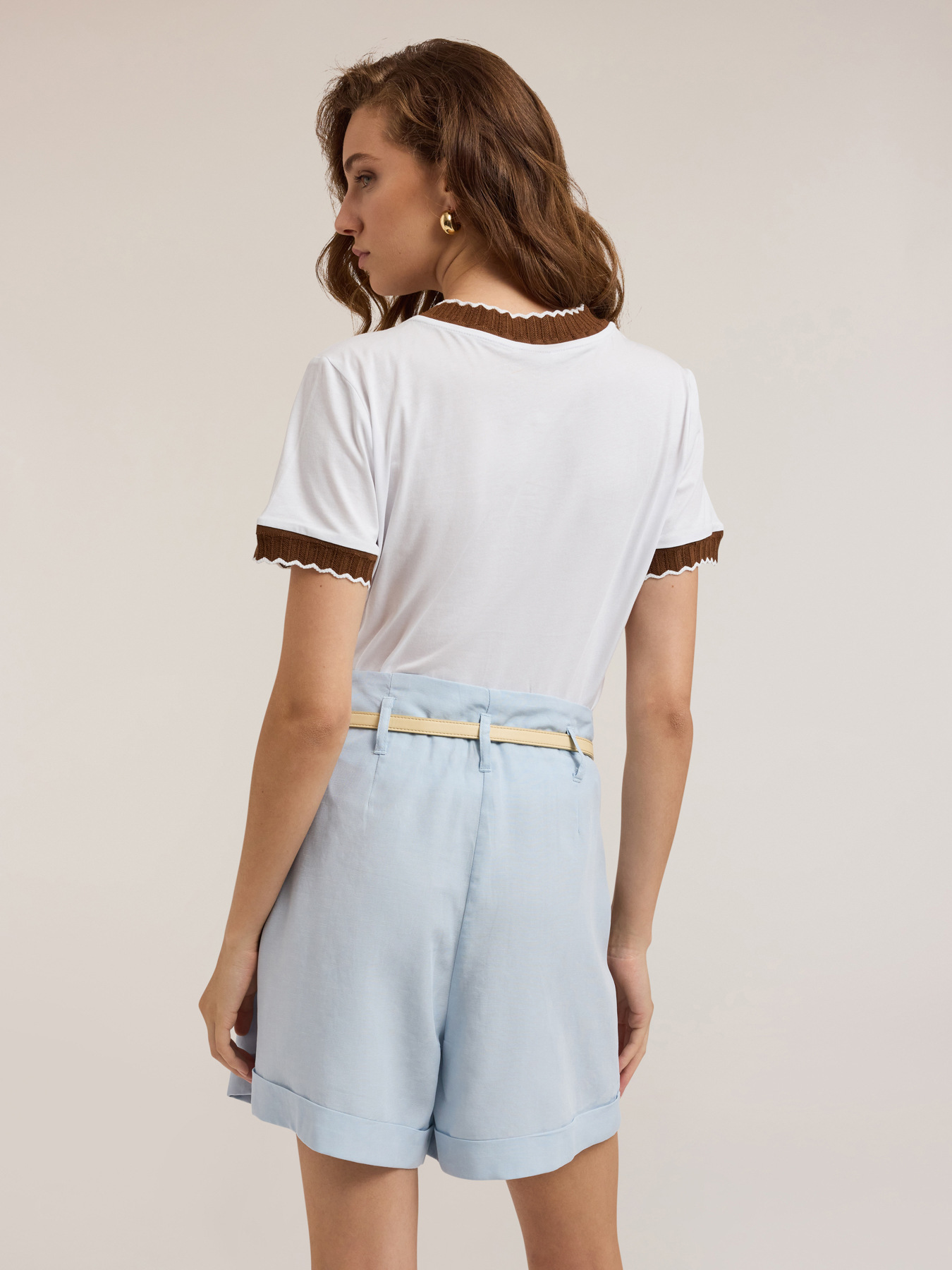 T-shirt with knit borders image number 1