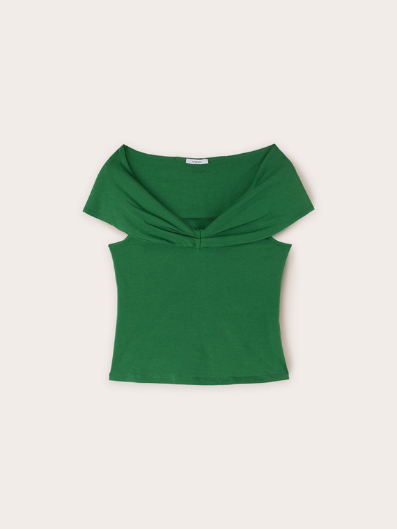 Off shoulders T-shirt