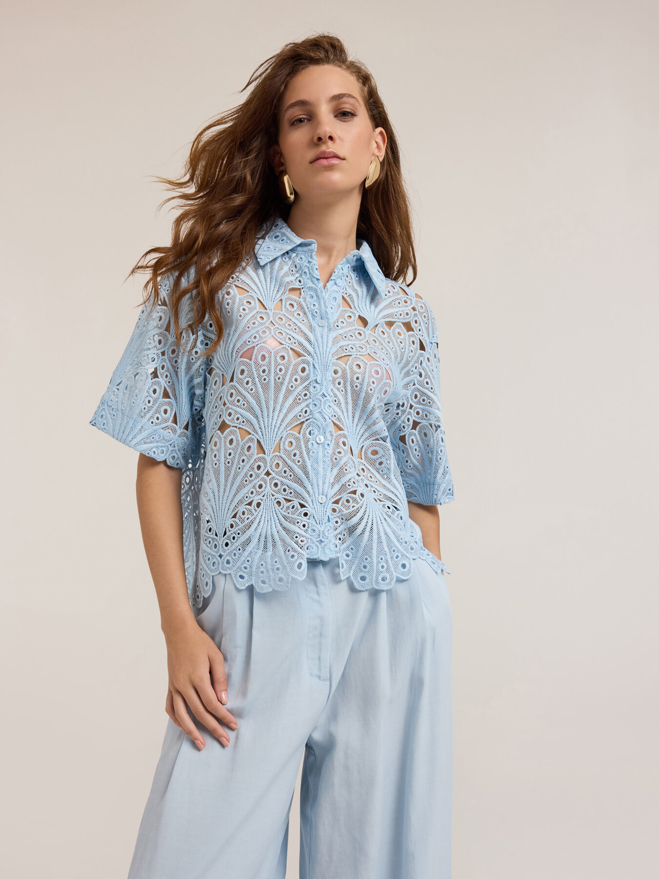 Macram&eacute; lace shirt image number 2