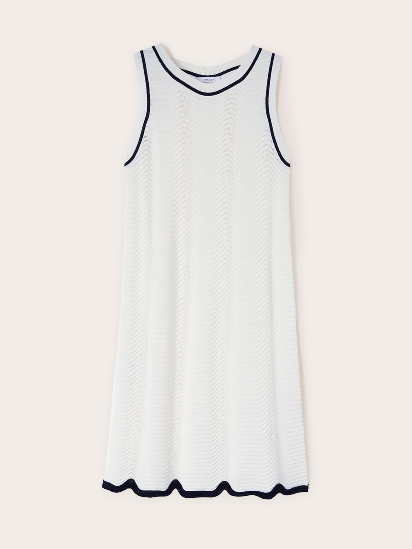 Vestido de punto ondulado image number 4