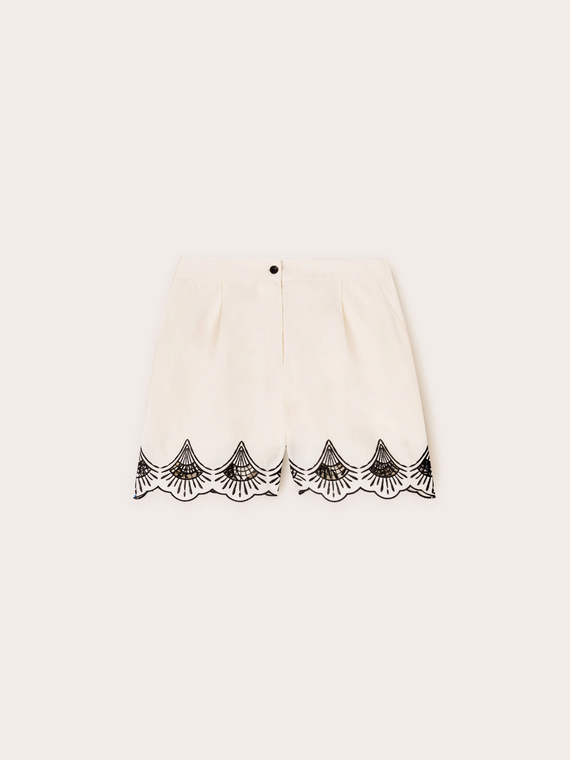 Shorts in cotone ricamato