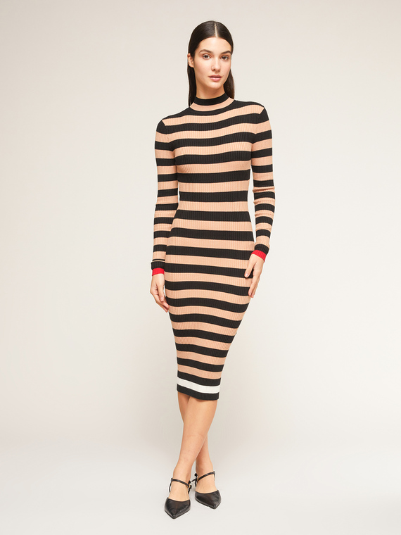 Midi-Kleid aus Rippenstrick mit Streifenmuster