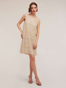 Robe brod&eacute;e &agrave; franges